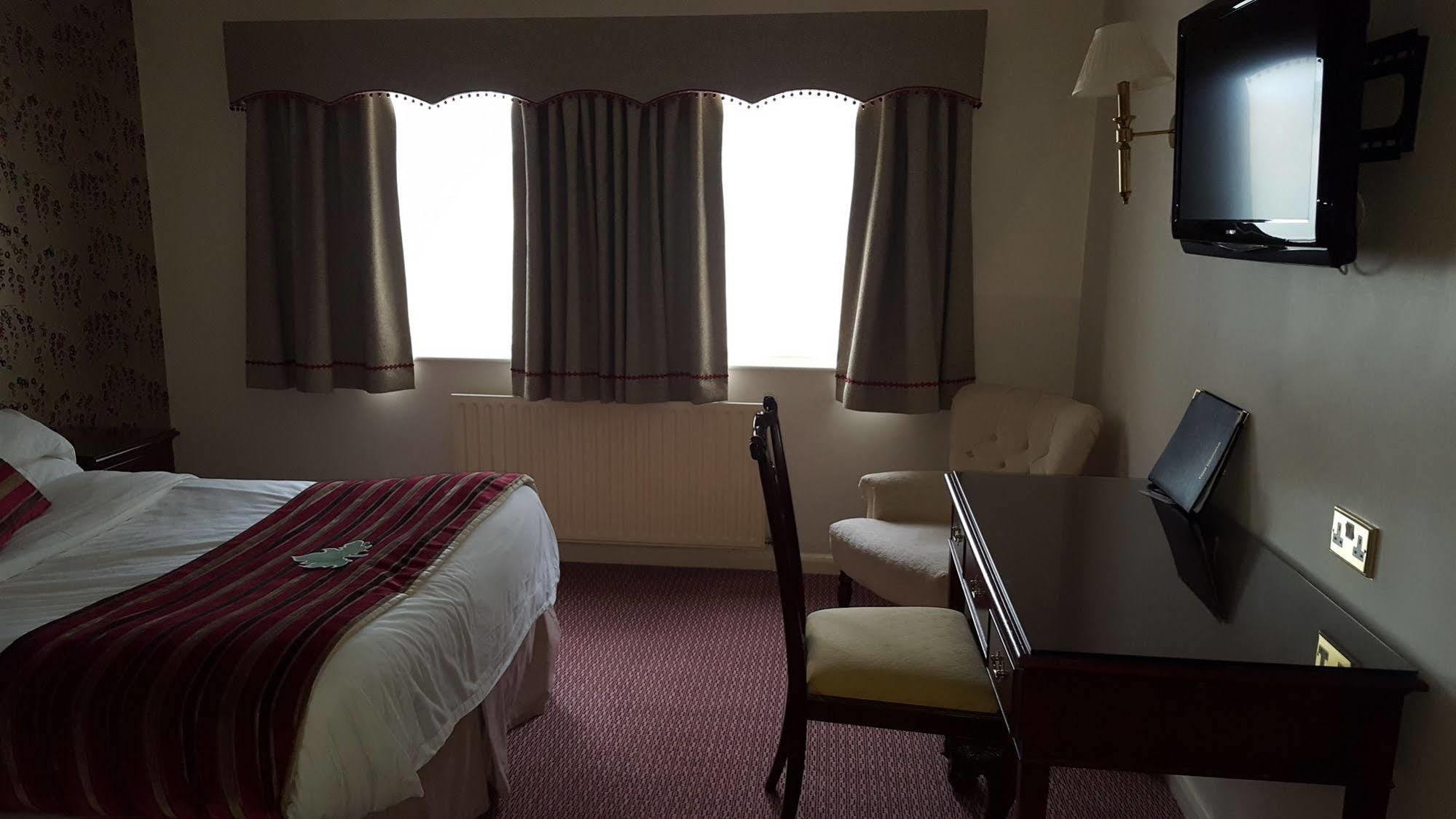 Charmwood Hotel - Cherry Park Hall Worksop ภายนอก รูปภาพ