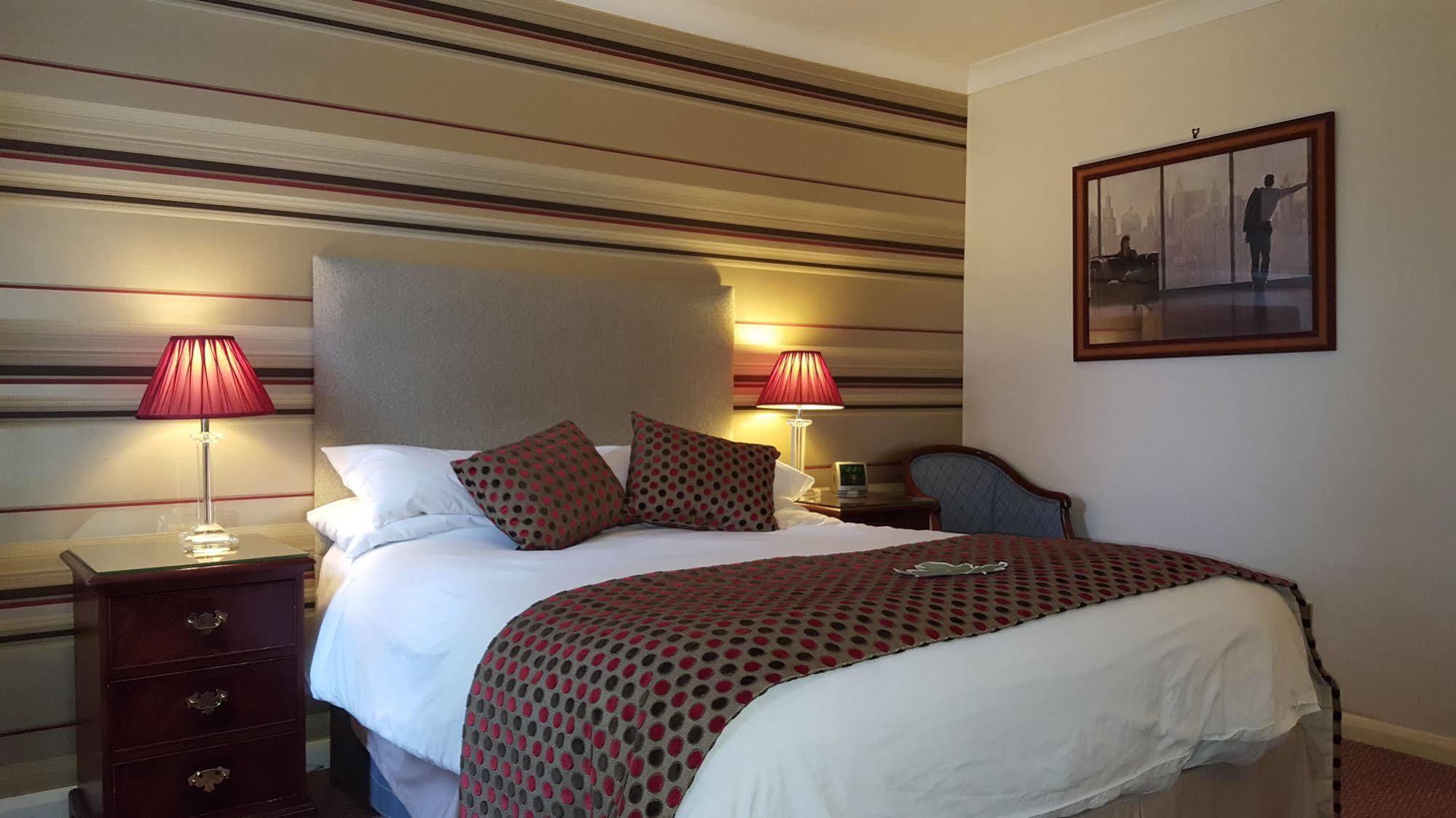 Charmwood Hotel - Cherry Park Hall Worksop ภายนอก รูปภาพ