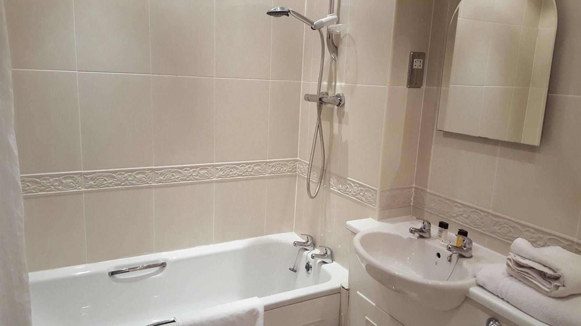 Charmwood Hotel - Cherry Park Hall Worksop ภายนอก รูปภาพ
